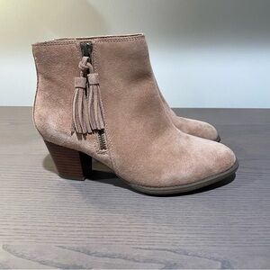 Vionic Weather Resistant Madeline Heeled ankle Boots